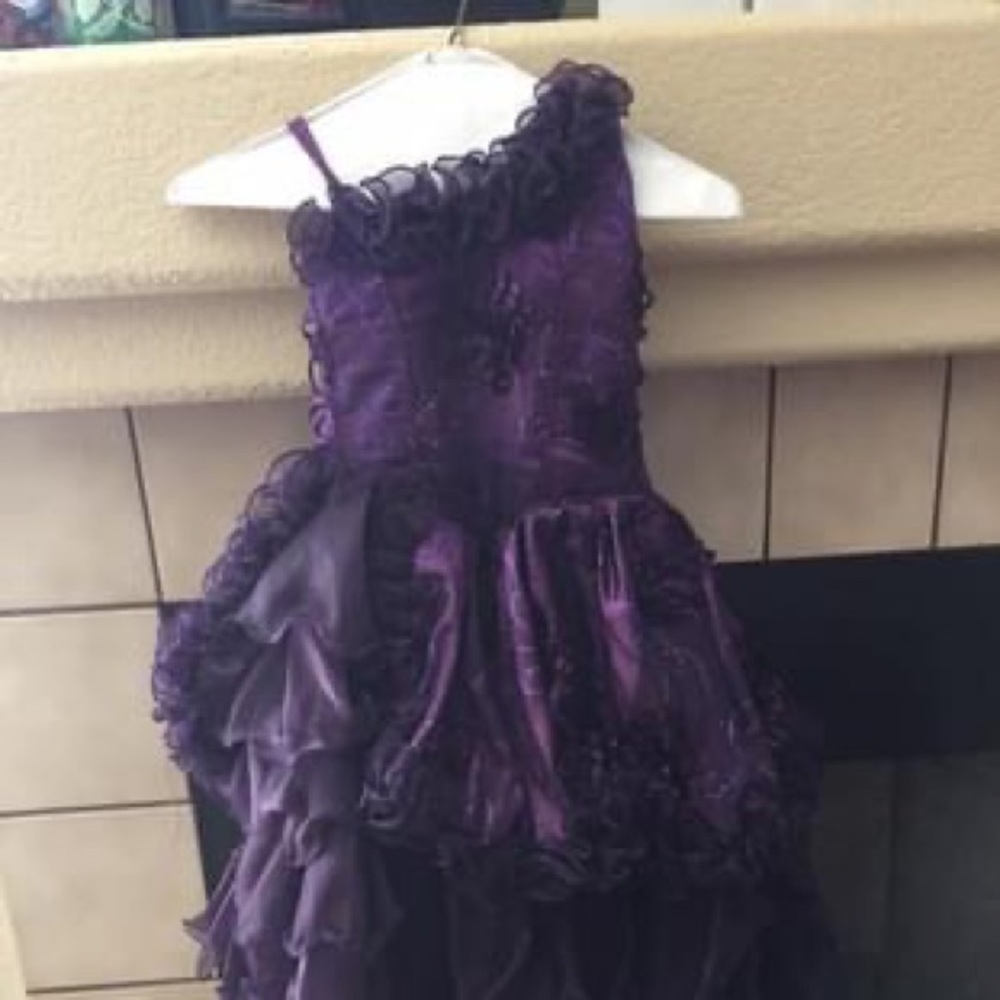 Girl’s Purple formal wear